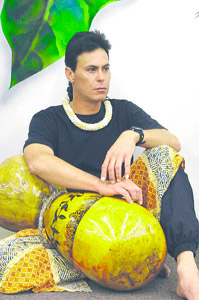 Ho'omalu, Keali'i M. - hacer clic aqu�